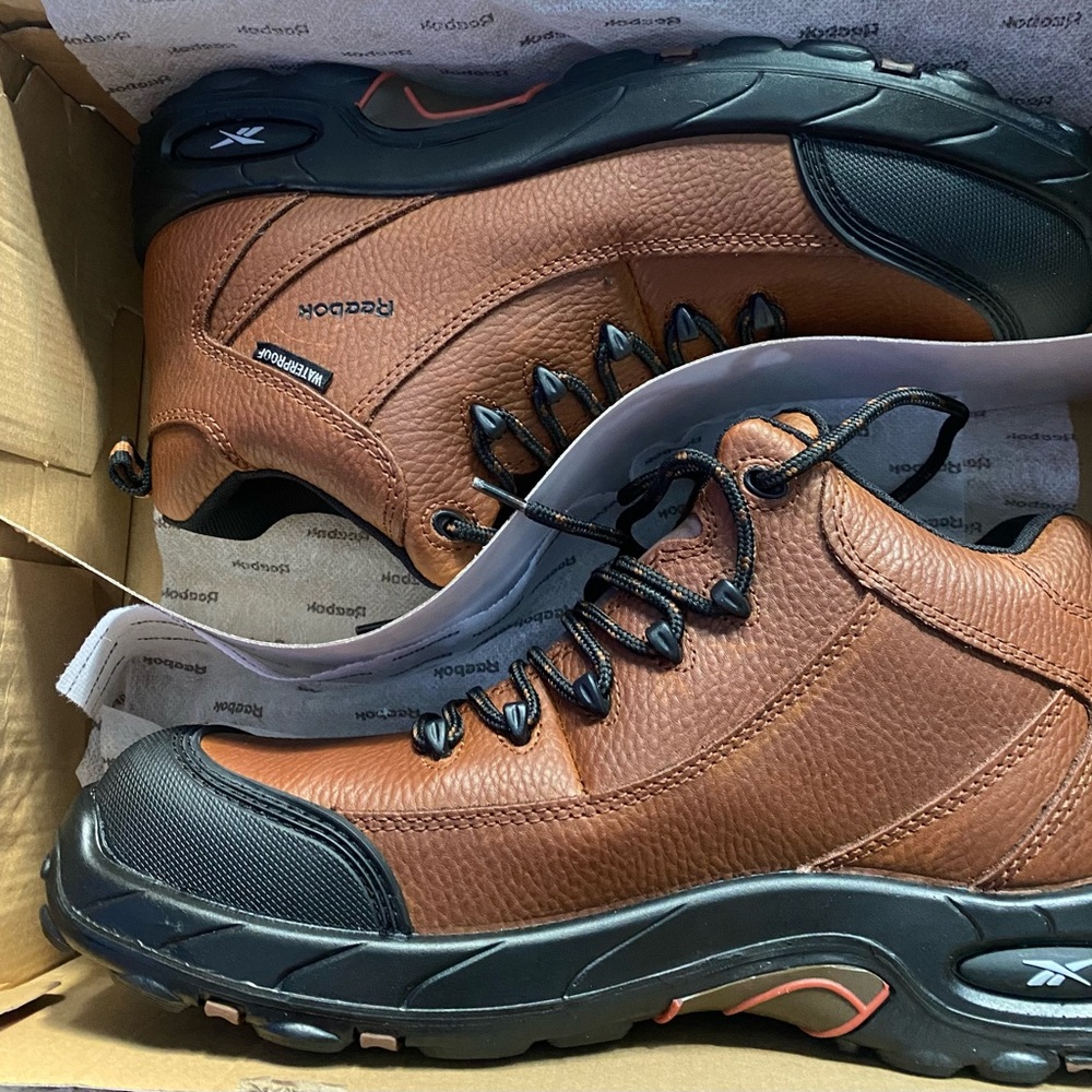 Reebok steel toe men’s boots size 12